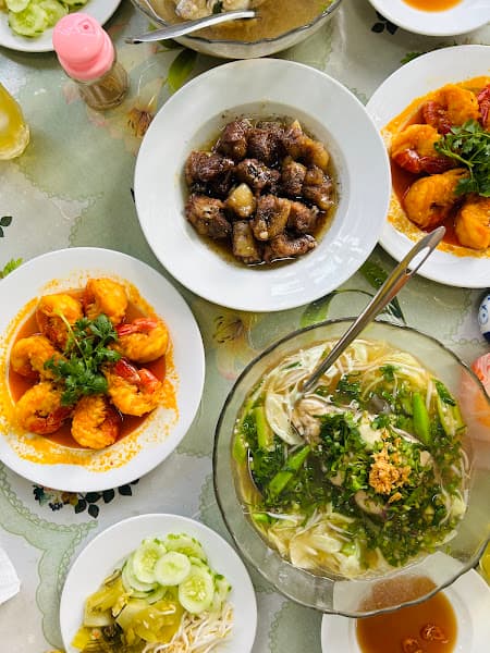 Hình ảnh Quán cơm Tân Tân - 2