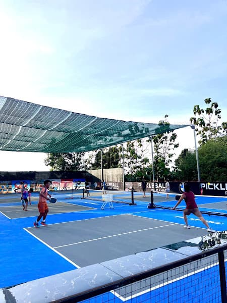 Pickleball & Coffee Phúc Khang