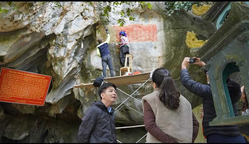 Di tích lịch sử Bia Ma Nhai