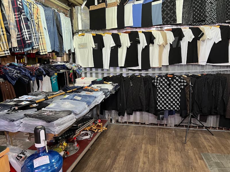 Hình ảnh Chợ Giếng Vuông - 7