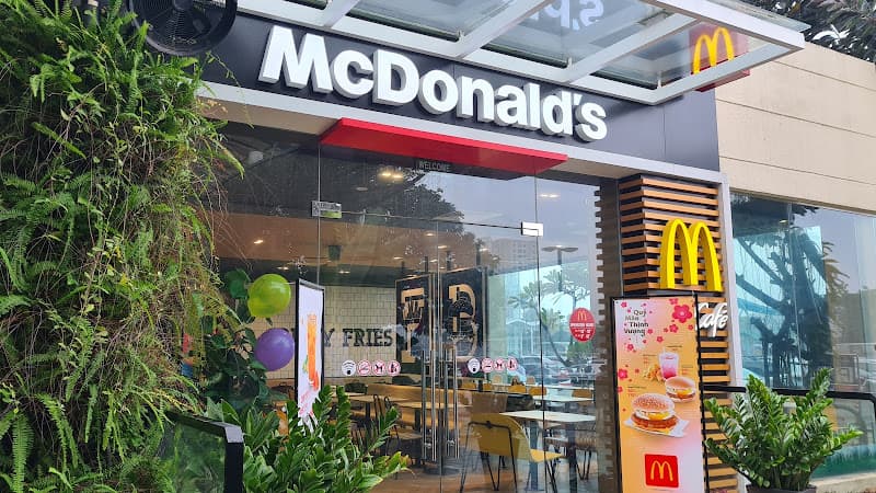 McDonald's Aeon Mall Long Biên
