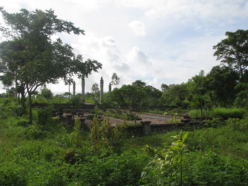 Hình ảnh Lăng mộ bà Ngô Thị Ngọc Dao - 4