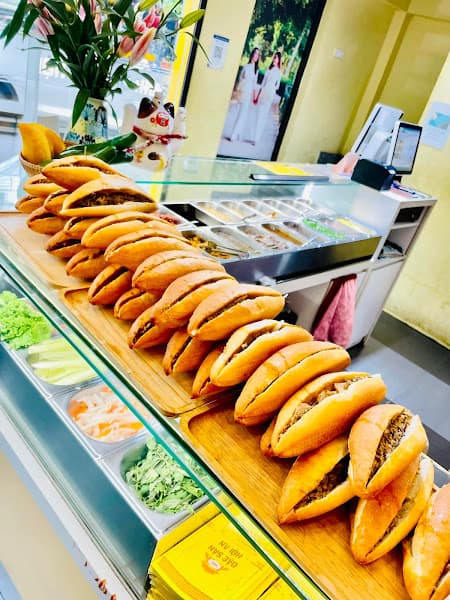 Hình ảnh Bánh mì Long Hội - 4