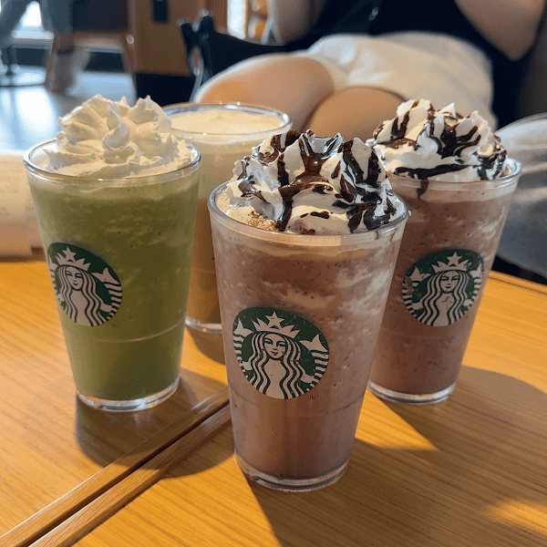 Hình ảnh Starbucks - Sông Hương - 4