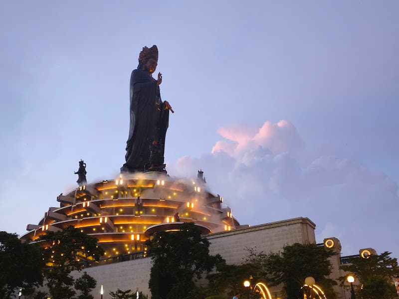 Tượng Phật Bà Tây Bổ Đà Sơn