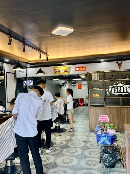 Hình ảnh GUNS Barber Shop - 2