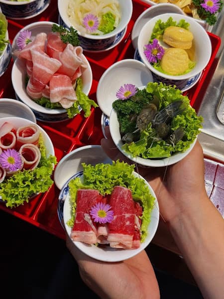 Hình ảnh Gang Yu Hot Pot Nha Trang 港渝火锅芽庄店(Lẩu Trung Hoa/나트랑 샤브샤브) - 2