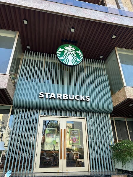 Starbucks Trần Hưng Đạo, Đà Nẵng