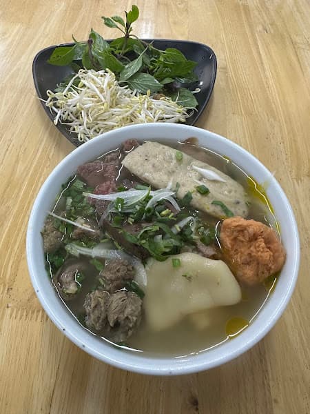 Hình ảnh BUN HUE QUAN - 4