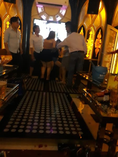 Ảnh bìa Karaoke Huyền Linh