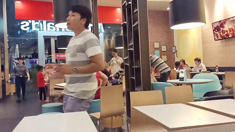 Hình ảnh McDonald’s Vivo City - 6