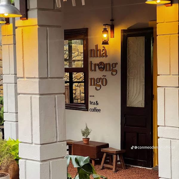 Ảnh bìa Nhà Trong Ngõ