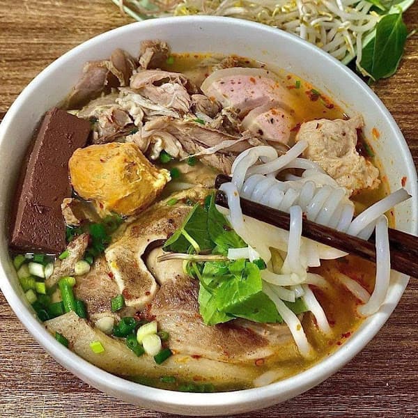 Ảnh bìa Bún bò Huế A Huỳnh - Chùa Láng