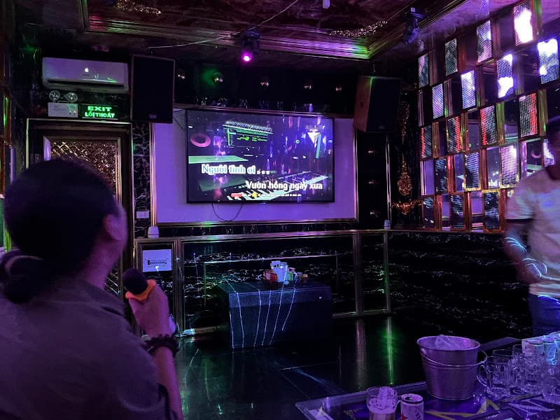 Hình ảnh Karaoke Titan - 10