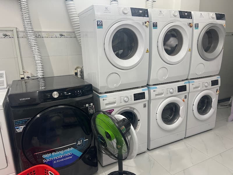 Hình ảnh GIẶT SẤY 247 - CHUYÊN GIẶT SẤY - GIẶT HẤP - GIẶT TẨY - VỆ SINH GIÀY. - 4