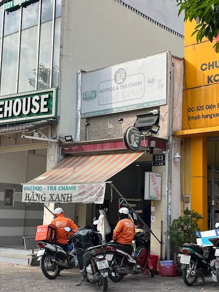 Trà Chanh & Hotdog Hàng Xanh