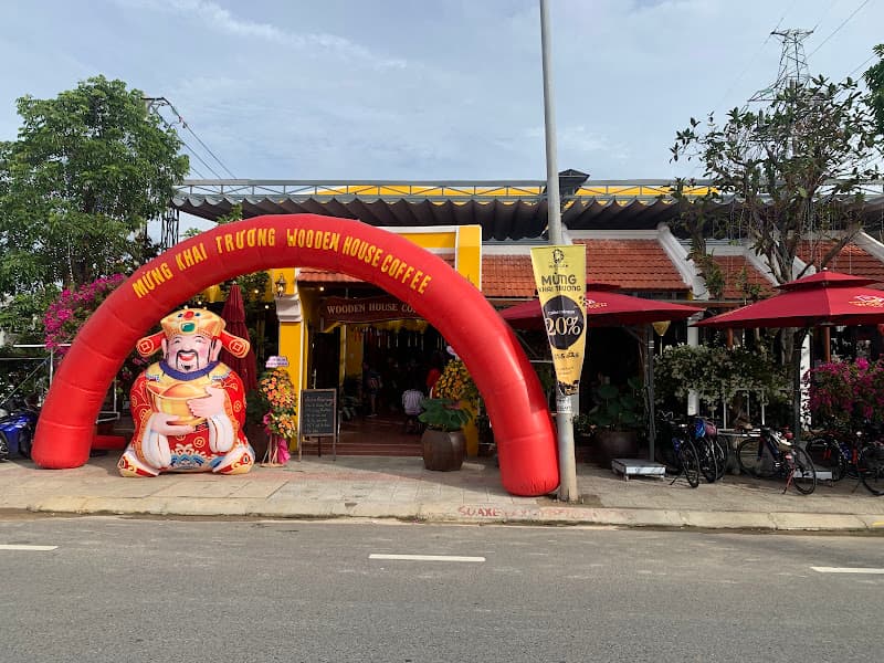 Ảnh bìa Wooden House Coffee - Cơm Niêu Đà Nẵng