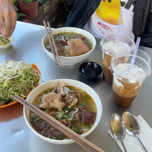 Ảnh bìa Tiệm Nhà Kim - Bánh mì xíu mại