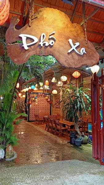 Quán Ăn Gia Đình PHỐ XA