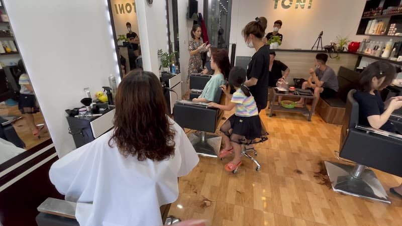 Hình ảnh Viện Tóc Toni - 4
