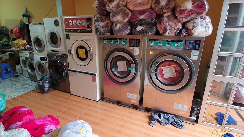 Hình ảnh Giặt là Lan Hương - 9