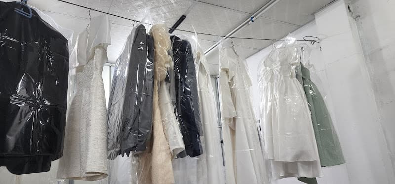 Hình ảnh Giặt Sấy Gia Bảo (Laundry) - 4
