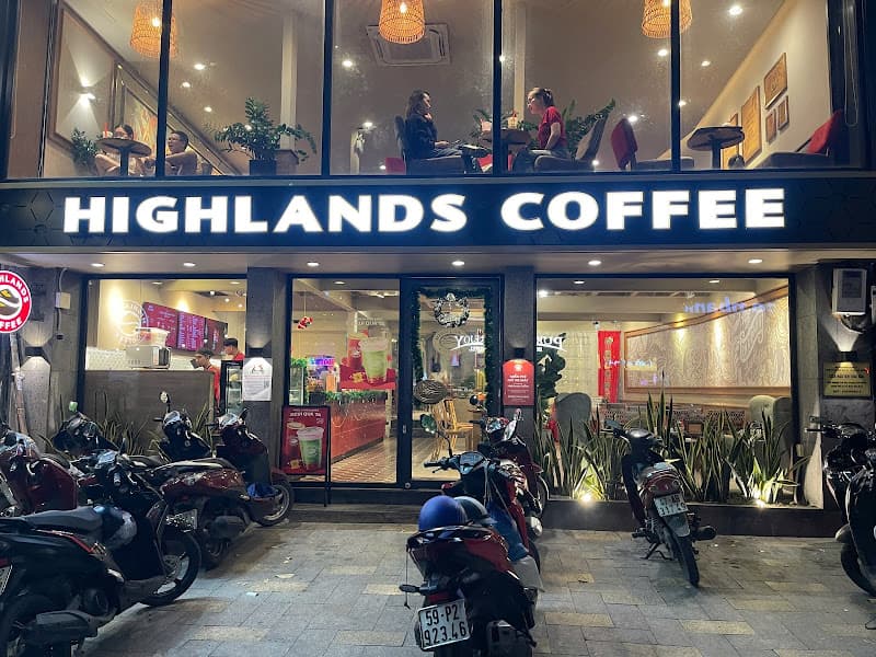 Highlands Coffee Nguyễn Thái Học