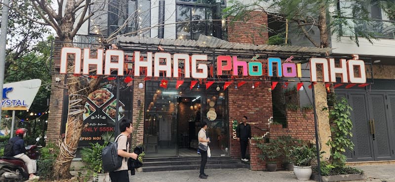 Nhà hàng Phố Nối nhỏ