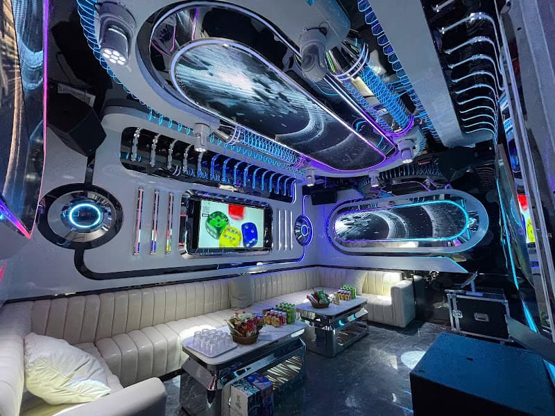 Hình ảnh KTV RAPTOR KARAOKE NINH BÌNH - 8