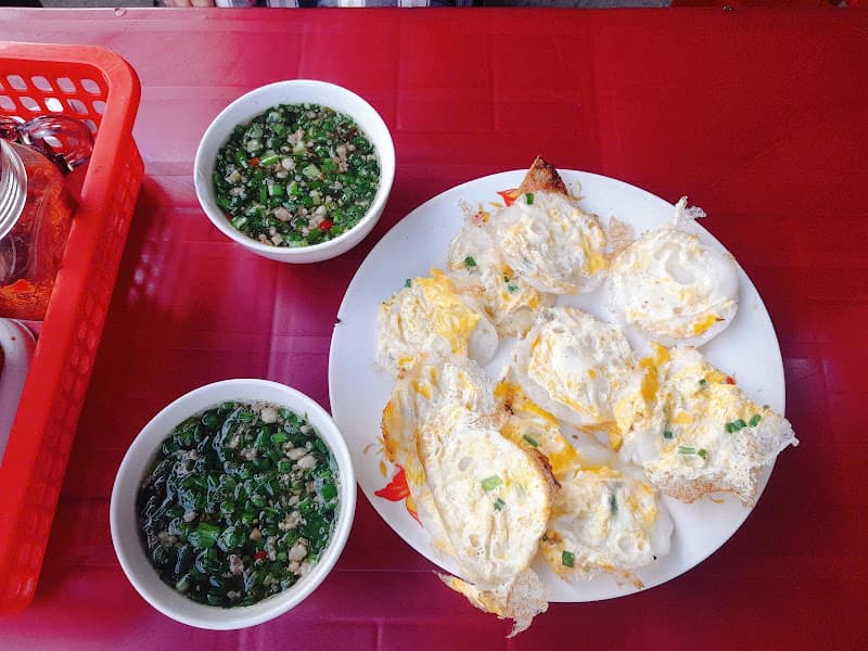 Bánh căn Cô Thoại