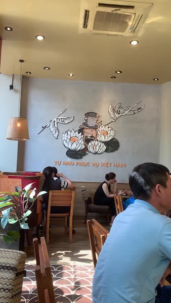 Hình ảnh Highlands Coffee Phu Dong Hotel - 2