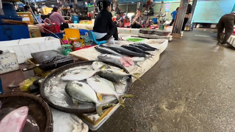 Hình ảnh Chợ cột đỏ - Sầm sơn - 2