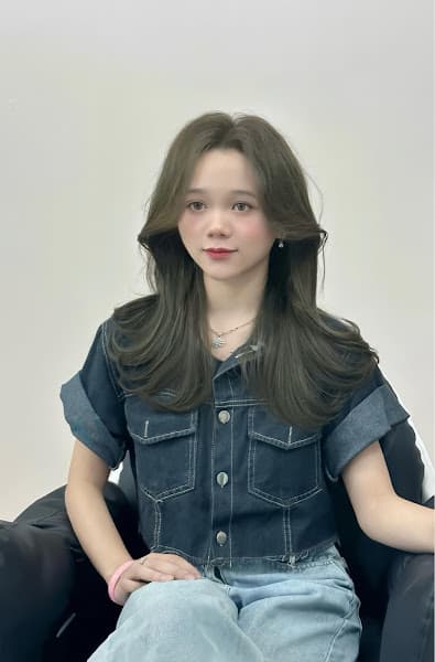 Hình ảnh Rosa Tiệm Làm Tóc và Nail Mi - 3