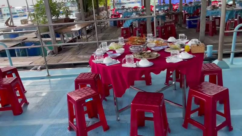 Nhà Hàng Làng Chài Nha Trang