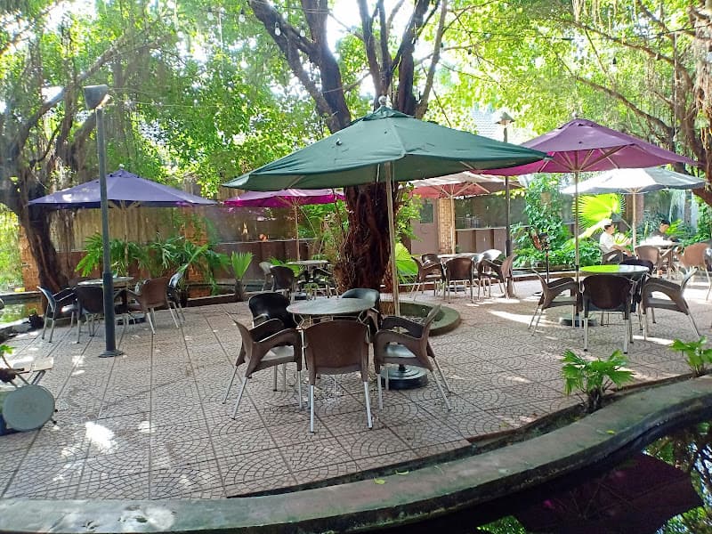 Cà phê Cỏ Ba Lá