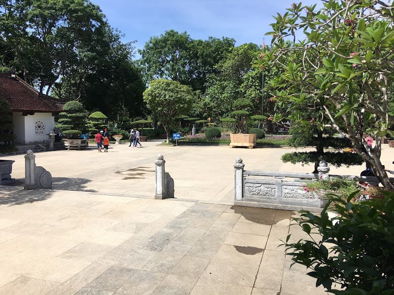 Hình ảnh Nhà tưởng niệm Chủ tịch Hồ Chí Minh - 6