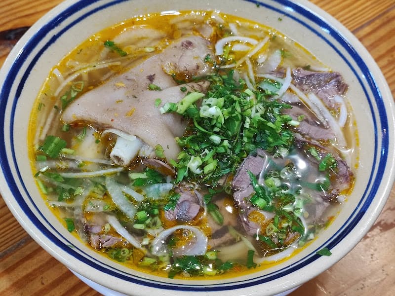 Hình ảnh Phở Lẩu Xí Quách Bò Hồng Cúc CN1- Phở Ngon Bến Tre- Lẩu Bò Ngon Bến Tre - 7