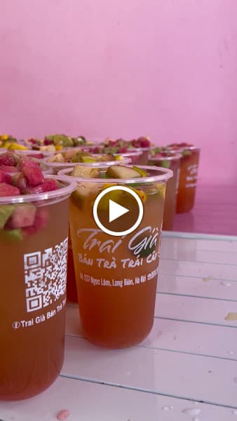 Hình ảnh Trai Già Bán Trà Trái Cây - 4