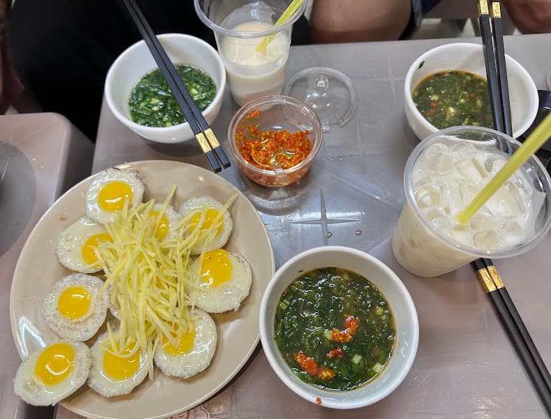 Hình ảnh NHÀ TRÒN - bánh căn Đà Lạt đường 79 - 4