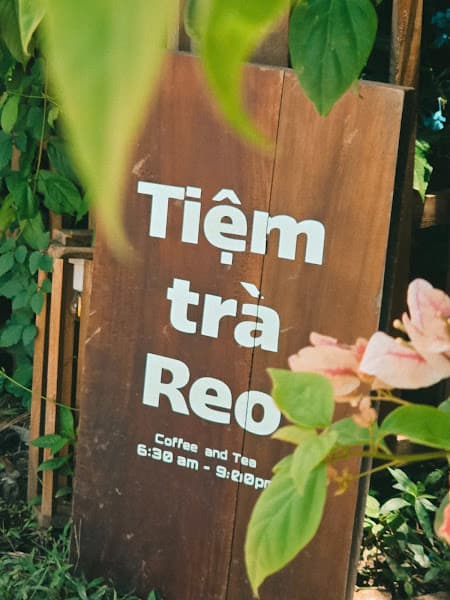 Hình ảnh Tiệm trà Reo ( cổng ra mặt sông) - 2