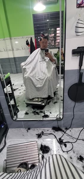 Hình ảnh Tiệm Tóc Dưới Quê - 2