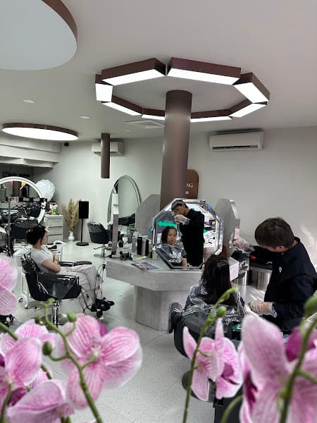 Hình ảnh NHẬT HƯNG HAIR SALON NGUYỄN XÍ - 2