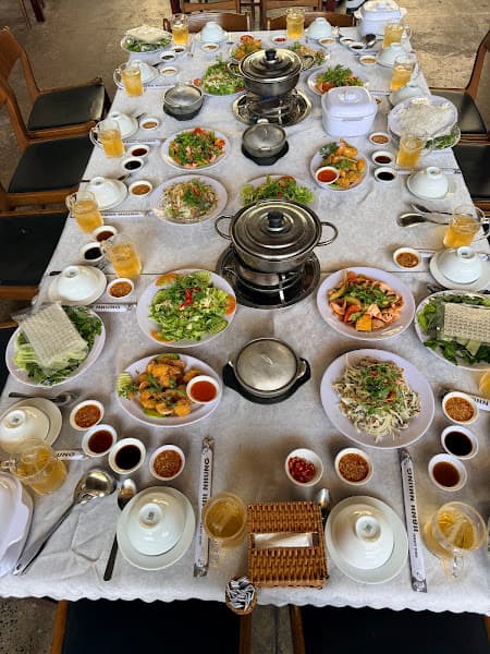 Hình ảnh Hạnh Nhung Luxury - 2