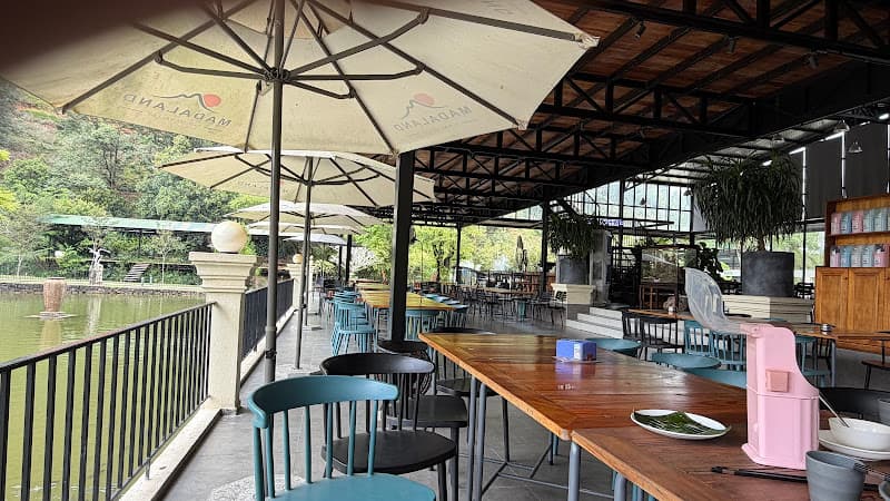 Hình ảnh MADALAND - 2