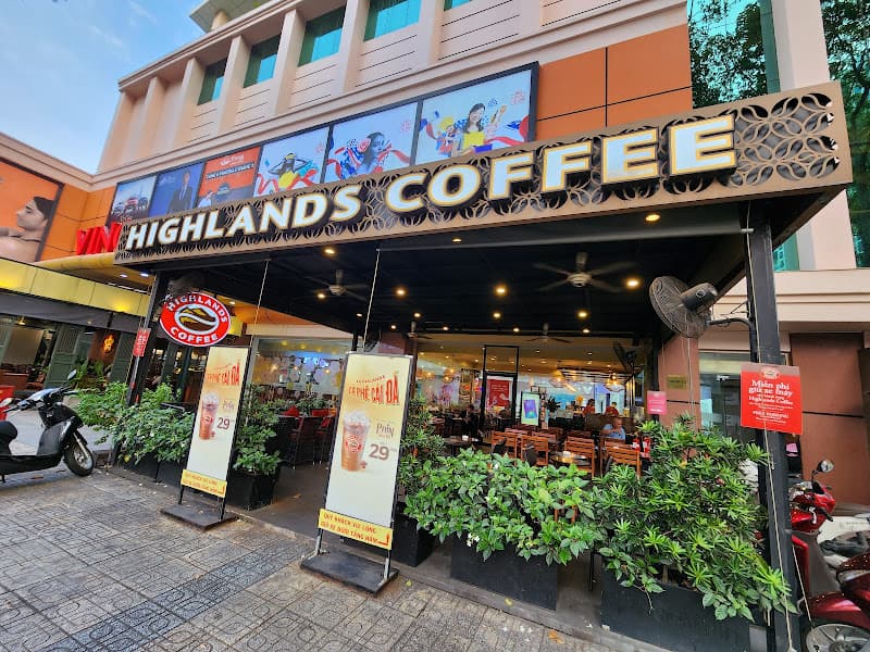 Ảnh bìa Highlands Coffee