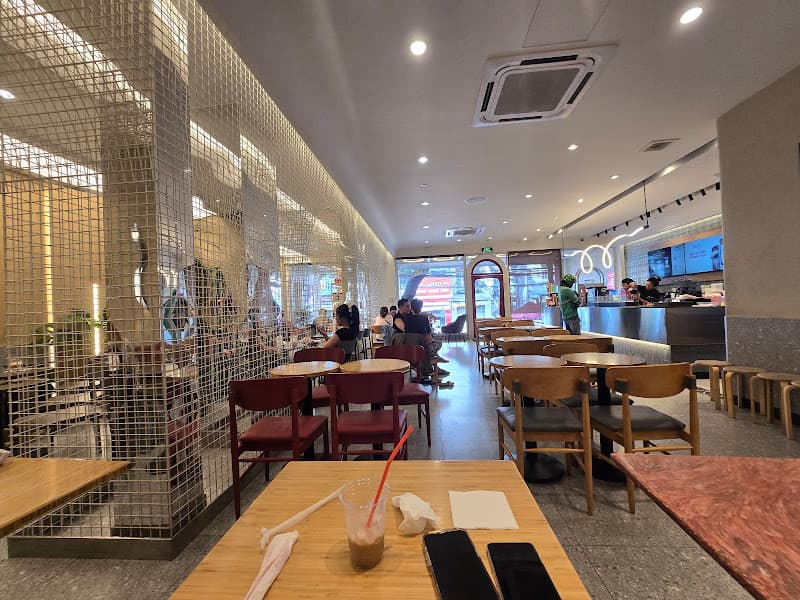 Hình ảnh Highlands Coffee Lê Văn Thọ - Gò Vấp - 3