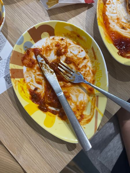 Hình ảnh Jollibee Aeon Mall Huế - 2