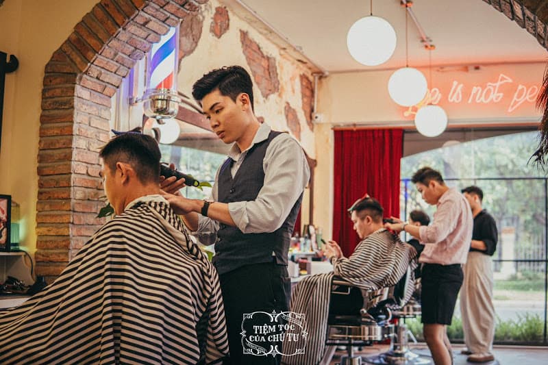 Tiệm Tóc Của Chú Tư 2 - 4RAU DELUXE Quận 3