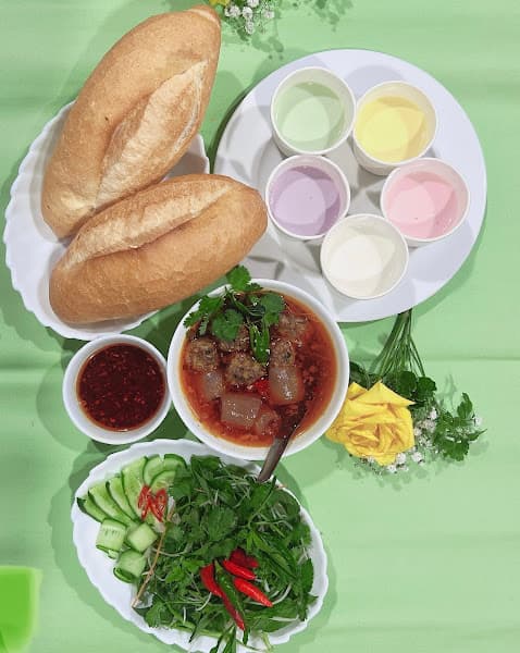 Ảnh bìa Bánh mì chấm xíu mại