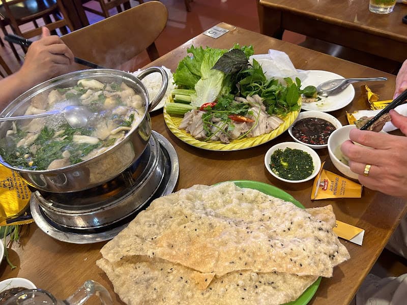 Hình ảnh Quán A7 Lẩu Gà Lá É Phú Yên - 2